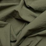 Tejido impermeable hidrófugo de nailon con estructura arrugada