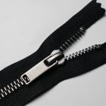 Cremallera metálica, tipo 5, separable, negro brillante