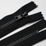 Блискавка пластикова (трактор), тип 3, нероз'ємна, тон-в-тон